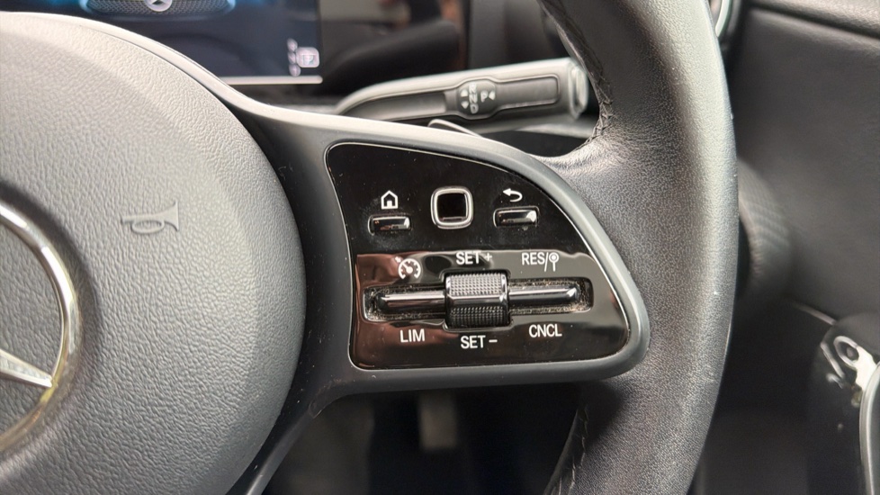 Mercedes-Benz A-Class A180d SE 5dr Auto Diesel Hatchback - Image 20