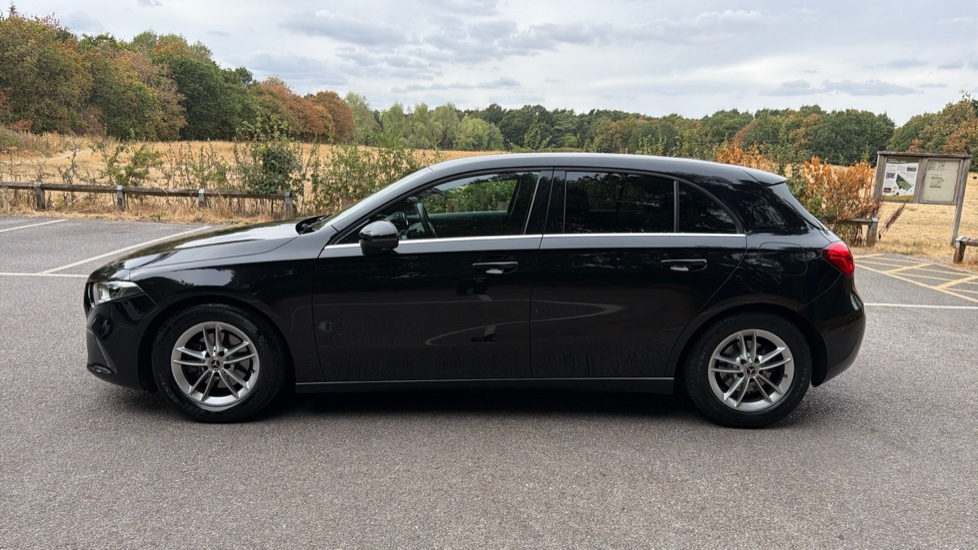 Mercedes-Benz A-Class A180d SE 5dr Auto Diesel Hatchback - Image 30