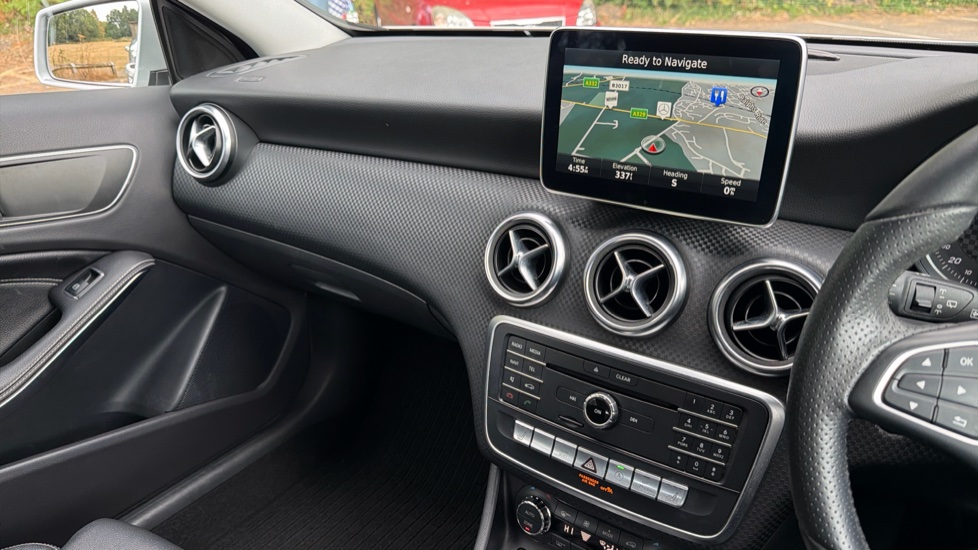 Mercedes-Benz A-Class A180d Sport Executive 5dr Diesel Hatchback - Image 14