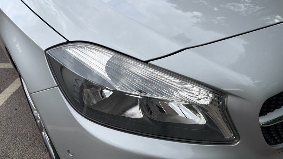 Mercedes-Benz A-Class A180d Sport Executive 5dr Diesel Hatchback - Image 22