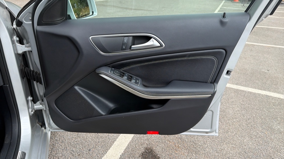 Mercedes-Benz A-Class A180d Sport Executive 5dr Diesel Hatchback - Image 37