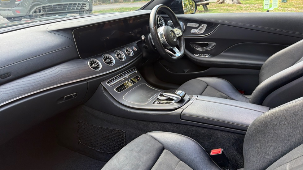 Mercedes-Benz E-Class E300 AMG Line Premium Plus 2dr 9G-Tronic Petrol Coupe - Image 9