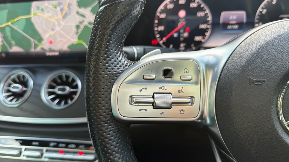 Mercedes-Benz E-Class E300 AMG Line Premium Plus 2dr 9G-Tronic Petrol Coupe - Image 20