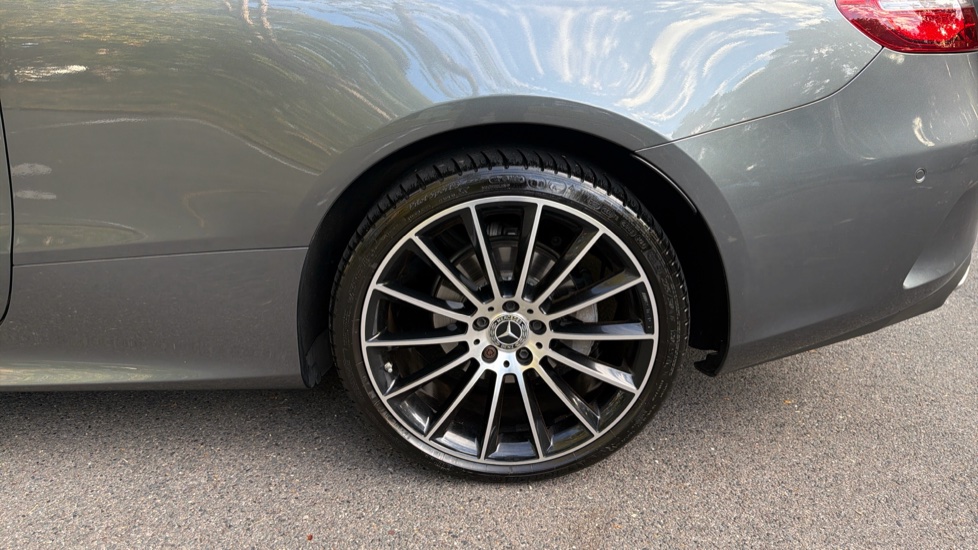 Mercedes-Benz E-Class E300 AMG Line Premium Plus 2dr 9G-Tronic Petrol Coupe - Image 24