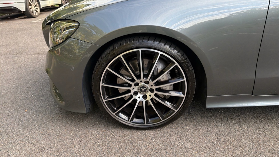 Mercedes-Benz E-Class E300 AMG Line Premium Plus 2dr 9G-Tronic Petrol Coupe - Image 25
