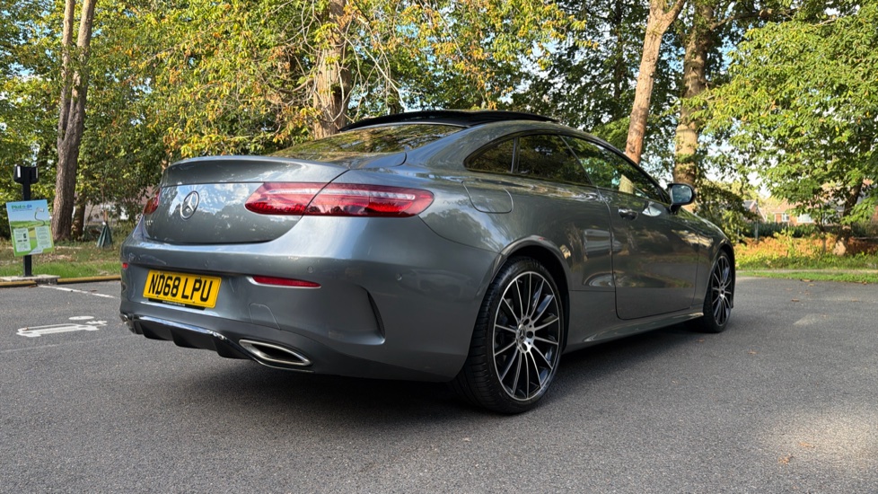 Mercedes-Benz E-Class E300 AMG Line Premium Plus 2dr 9G-Tronic Petrol Coupe - Image 33