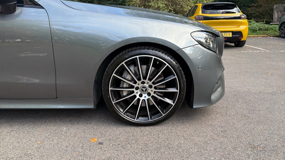 Mercedes-Benz E-Class E300 AMG Line Premium Plus 2dr 9G-Tronic Petrol Coupe - Image 34