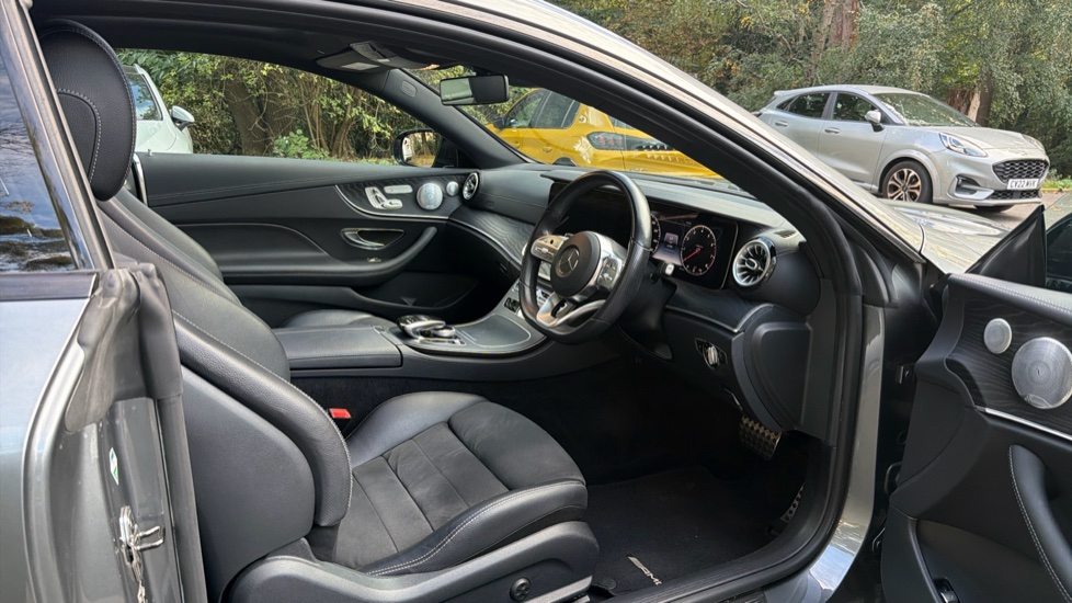 Mercedes-Benz E-Class E300 AMG Line Premium Plus 2dr 9G-Tronic Petrol Coupe - Image 36