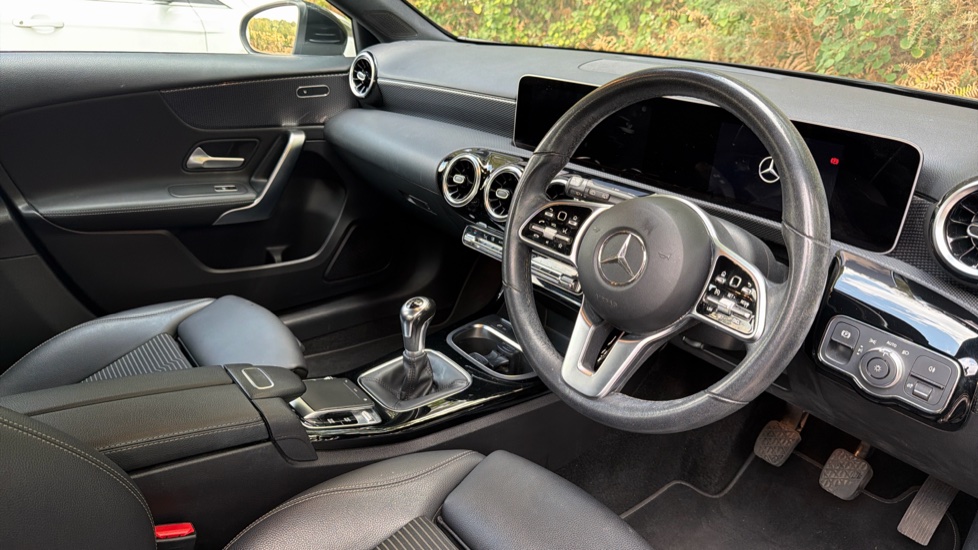 Mercedes-Benz A-Class A180 Sport Executive 5dr Petrol Hatchback - Image 11