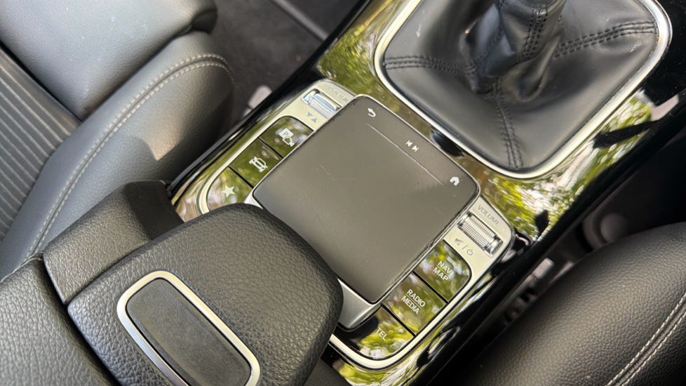 Mercedes-Benz A-Class A180 Sport Executive 5dr Petrol Hatchback - Image 26