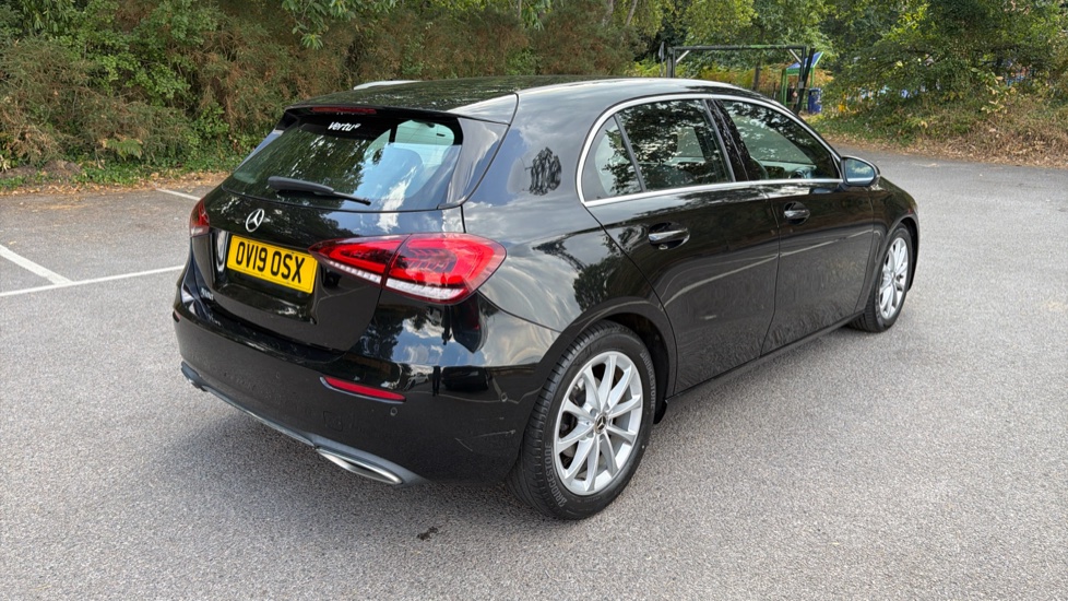 Mercedes-Benz A-Class A180 Sport Executive 5dr Petrol Hatchback - Image 40