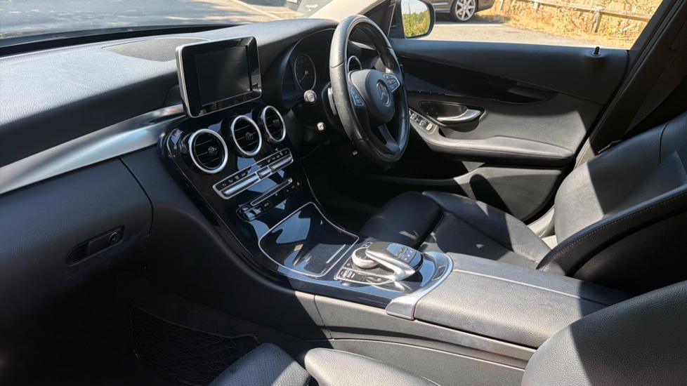 Mercedes-Benz C-Class C200 SE 5dr Auto Petrol Estate - Image 9