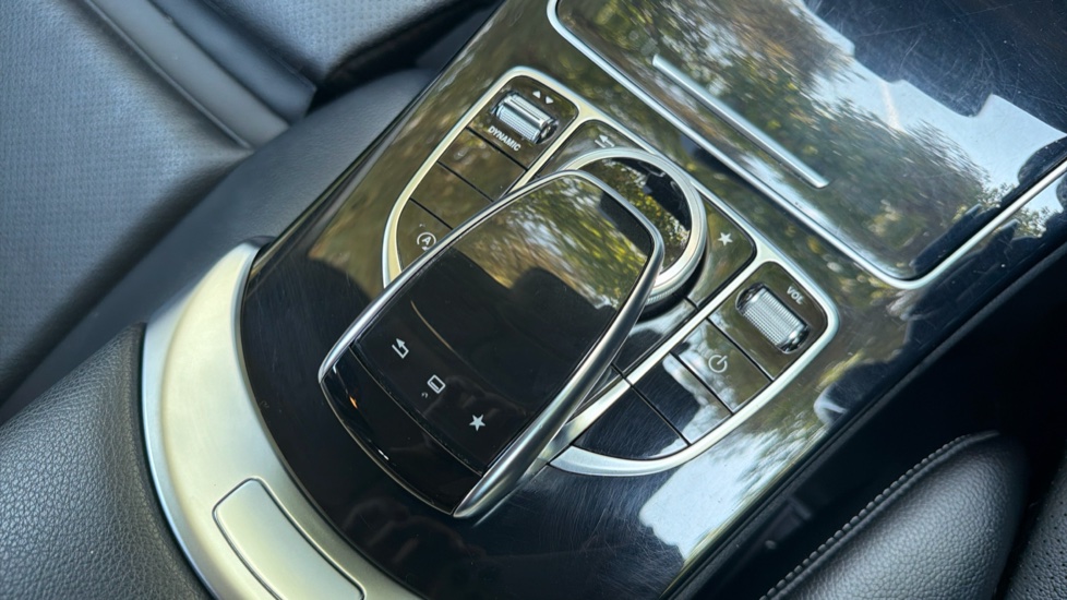 Mercedes-Benz C-Class C200 SE 5dr Auto Petrol Estate - Image 13