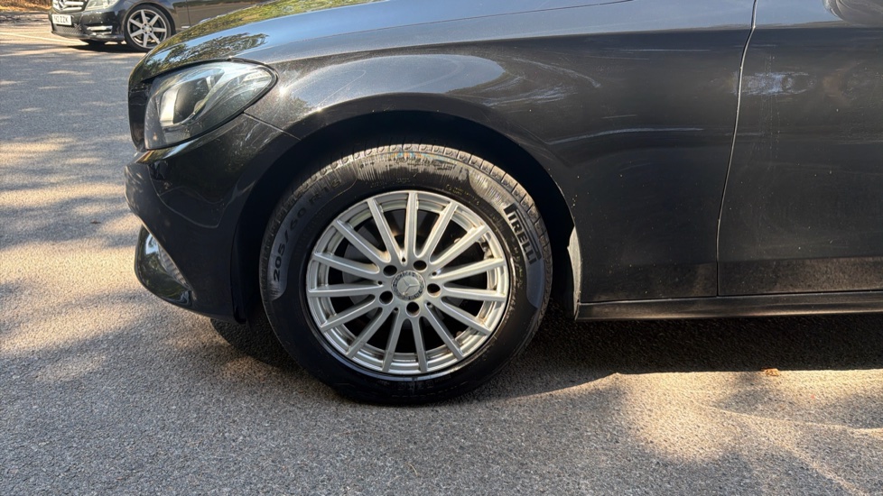 Mercedes-Benz C-Class C200 SE 5dr Auto Petrol Estate - Image 28
