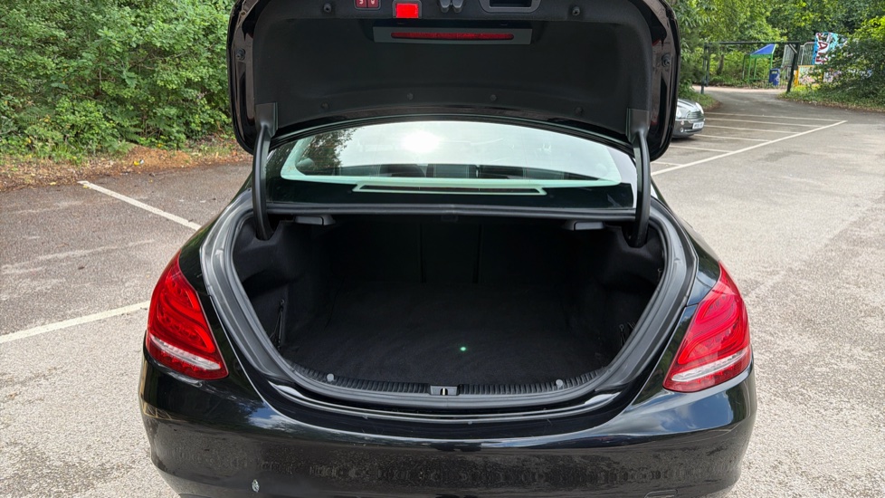 Mercedes-Benz C-Class C200 Sport Premium 4dr Auto Petrol Saloon - Image 4