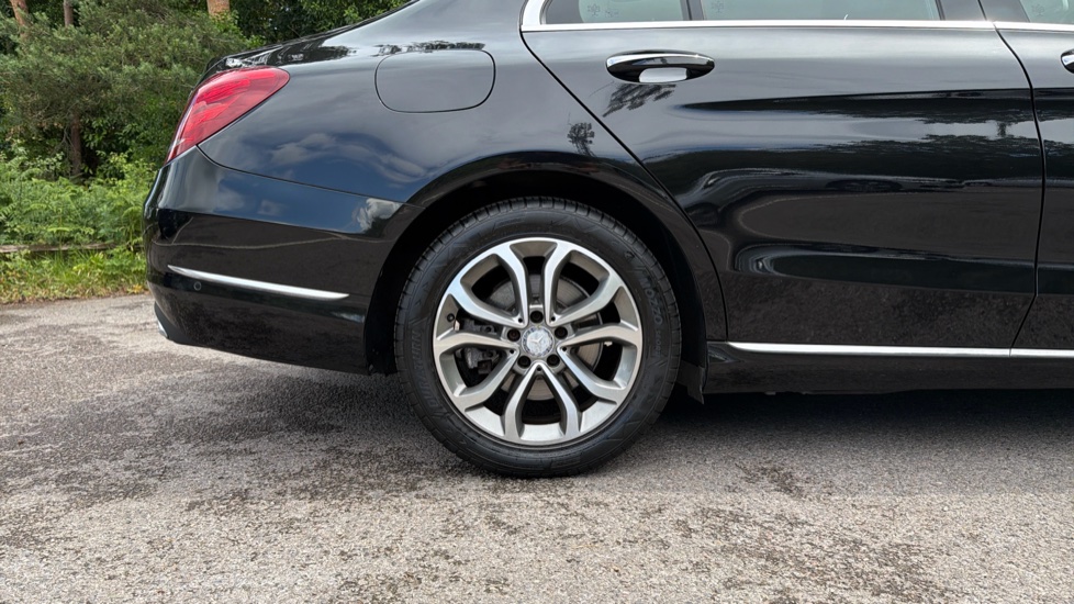 Mercedes-Benz C-Class C200 Sport Premium 4dr Auto Petrol Saloon - Image 7