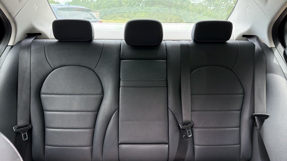 Mercedes-Benz C-Class C200 Sport Premium 4dr Auto Petrol Saloon - Image 15