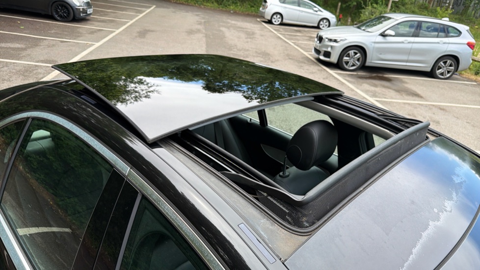 Mercedes-Benz C-Class C200 Sport Premium 4dr Auto Petrol Saloon - Image 19