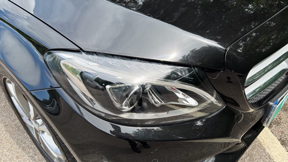 Mercedes-Benz C-Class C200 Sport Premium 4dr Auto Petrol Saloon - Image 22