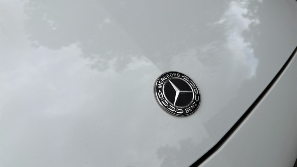 Mercedes-Benz C-Class C200 AMG Line 2dr 9G-Tronic Petrol Cabriolet - Image 24