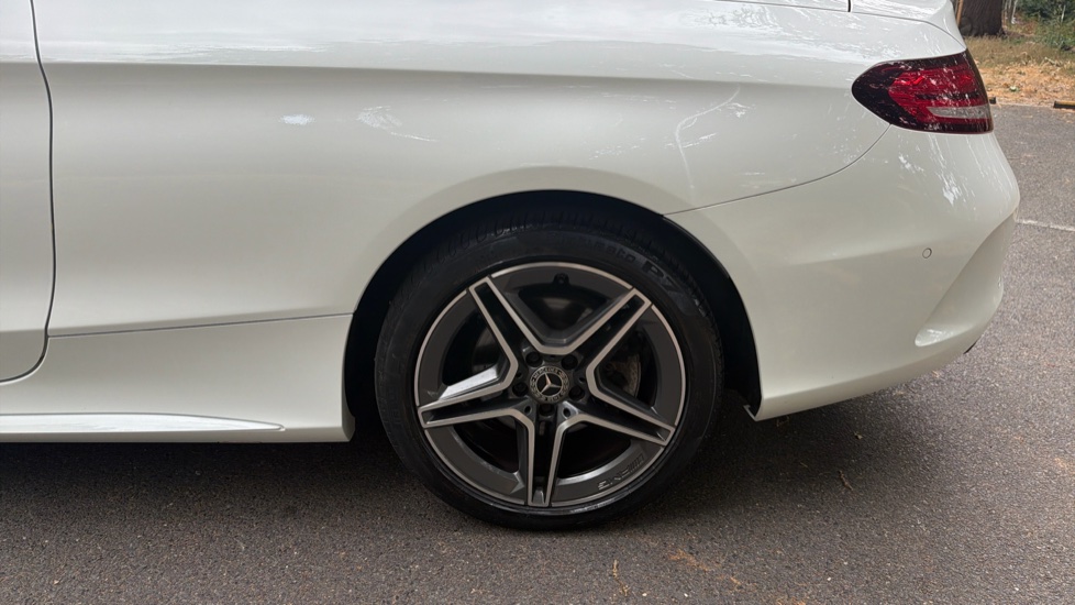 Mercedes-Benz C-Class C200 AMG Line 2dr 9G-Tronic Petrol Cabriolet - Image 33