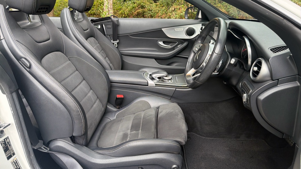 Mercedes-Benz C-Class C200 AMG Line 2dr 9G-Tronic Petrol Cabriolet - Image 39