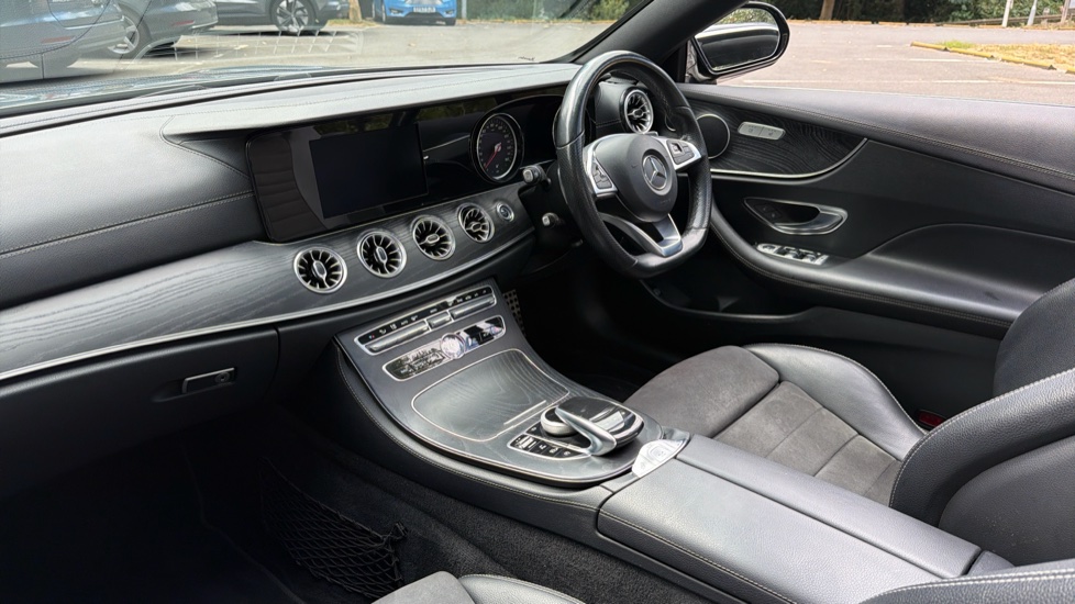 Mercedes-Benz E-Class E220d AMG Line 2dr 9G-Tronic Diesel Cabriolet - Image 9