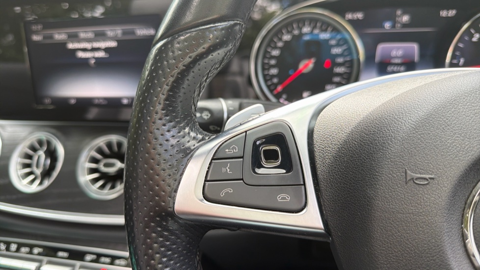 Mercedes-Benz E-Class E220d AMG Line 2dr 9G-Tronic Diesel Cabriolet - Image 19