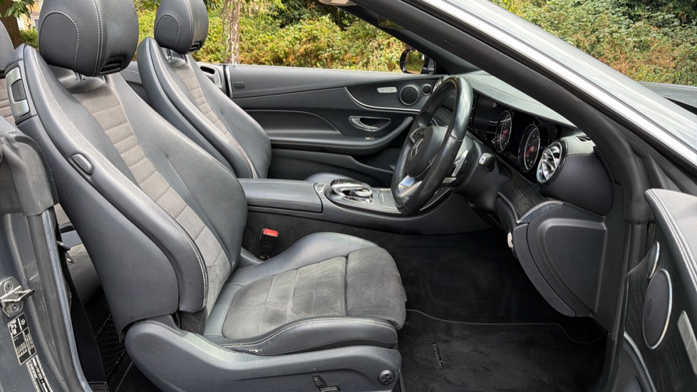Mercedes-Benz E-Class E220d AMG Line 2dr 9G-Tronic Diesel Cabriolet - Image 21