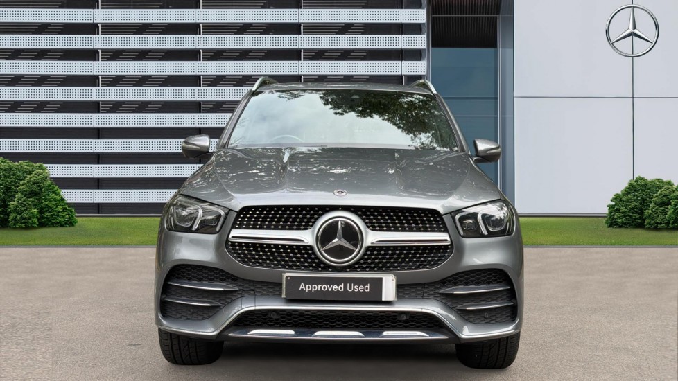Mercedes-Benz GLE 300d 4Matic AMG Line Premium 5dr 9G-Tronic Diesel Estate - Image 3
