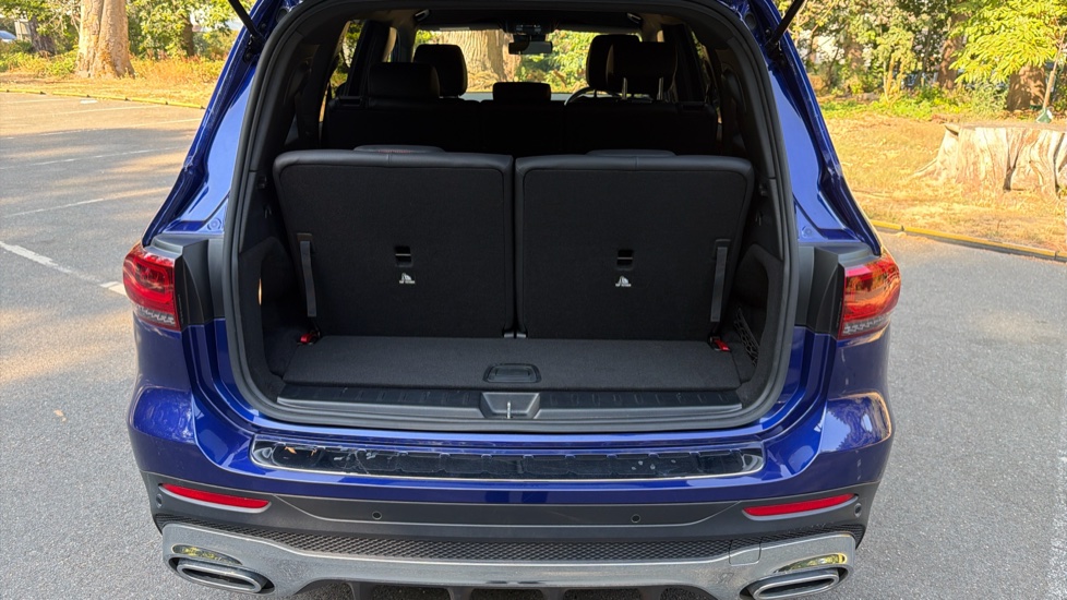 Mercedes-Benz GLB 200 AMG Line Executive 5dr 7G-Tronic Petrol Estate - Image 4