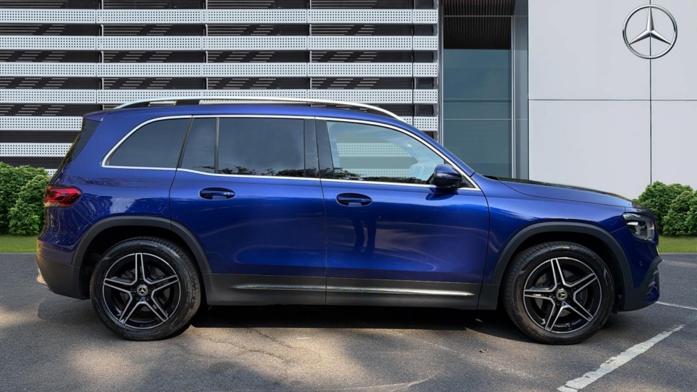 Mercedes-Benz GLB 200 AMG Line Executive 5dr 7G-Tronic Petrol Estate - Image 5