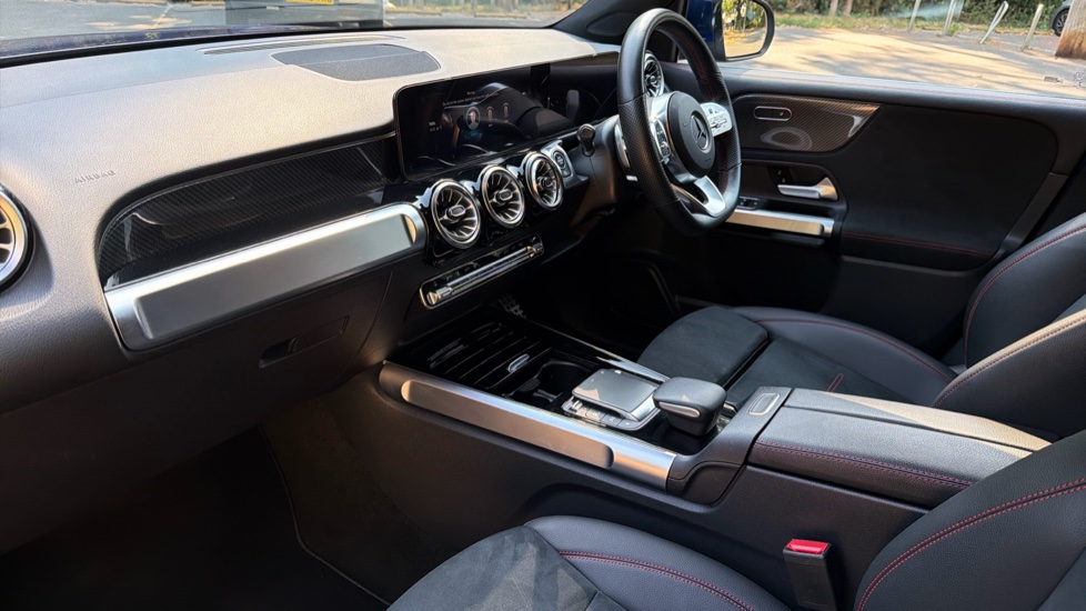 Mercedes-Benz GLB 200 AMG Line Executive 5dr 7G-Tronic Petrol Estate - Image 9