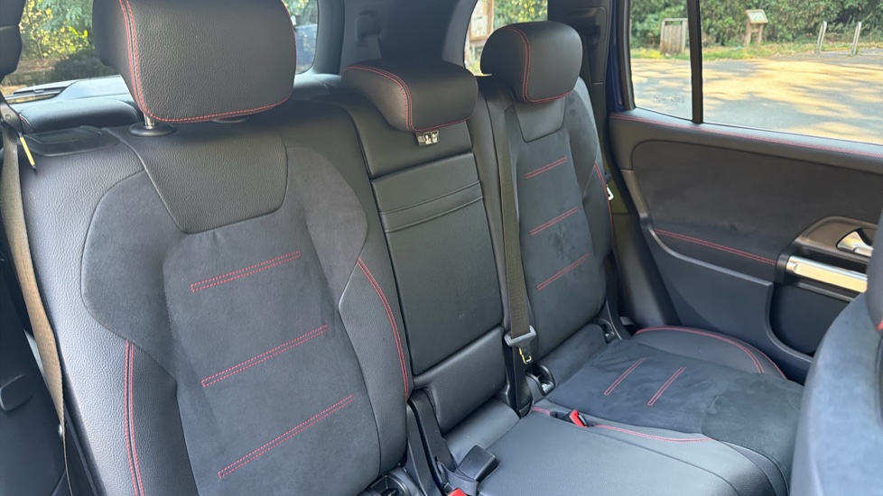 Mercedes-Benz GLB 200 AMG Line Executive 5dr 7G-Tronic Petrol Estate - Image 16