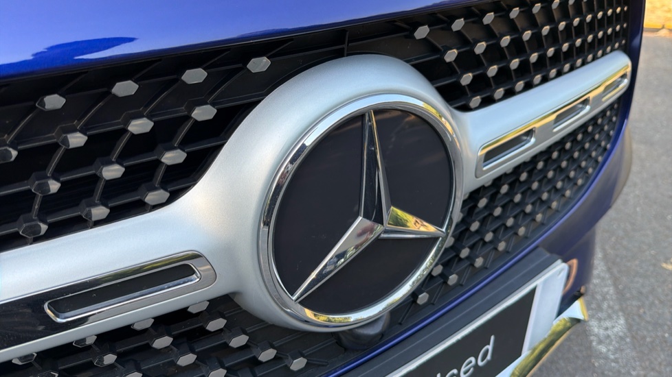 Mercedes-Benz GLB 200 AMG Line Executive 5dr 7G-Tronic Petrol Estate - Image 25