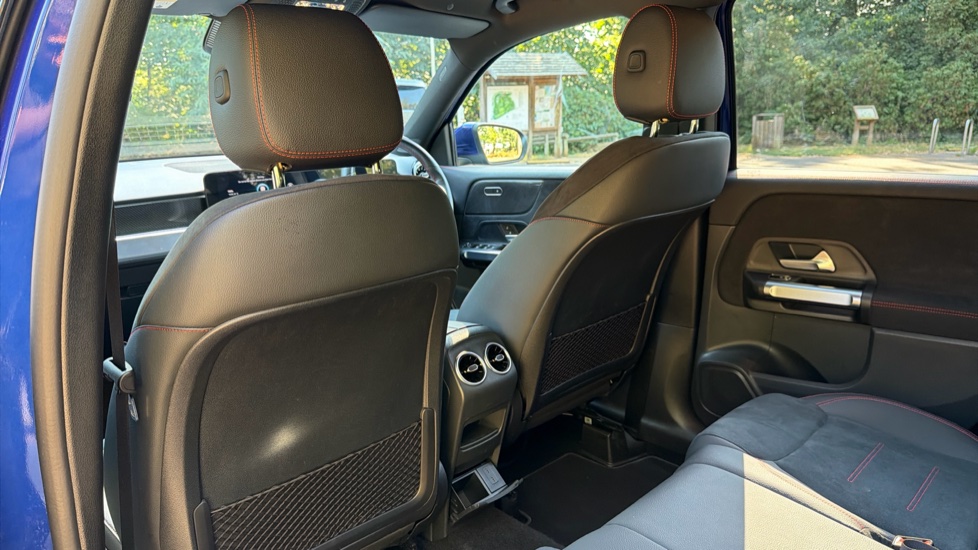 Mercedes-Benz GLB 200 AMG Line Executive 5dr 7G-Tronic Petrol Estate - Image 35