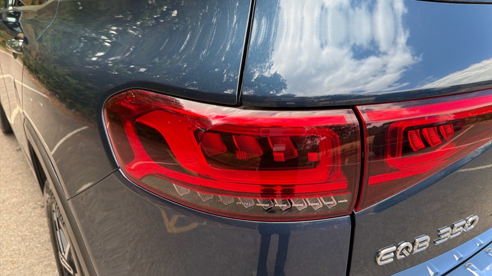 Mercedes-Benz Eqb 350 4M 215kW AMG Line Premium 66.5kWh 5dr Auto Electric Estate - Image 34
