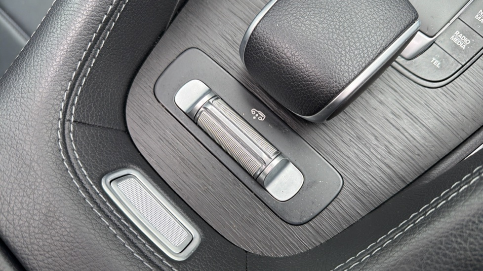 Mercedes-Benz GLE 450 4Matic AMG Line Prem + 5dr 9G-Tron [7 St] Petrol Estate - Image 19