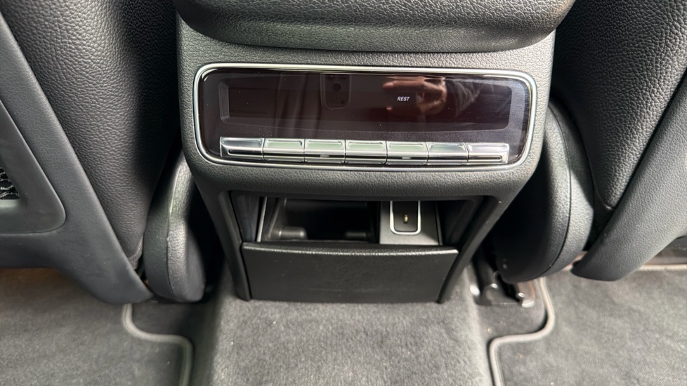 Mercedes-Benz GLE 450 4Matic AMG Line Prem + 5dr 9G-Tron [7 St] Petrol Estate - Image 36