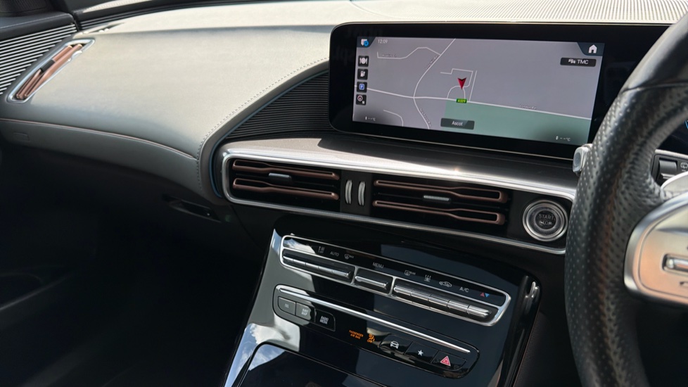 Mercedes-Benz EQC 400 300kW AMG Line Premium Plus 80kWh 5dr Auto Electric Estate - Image 14