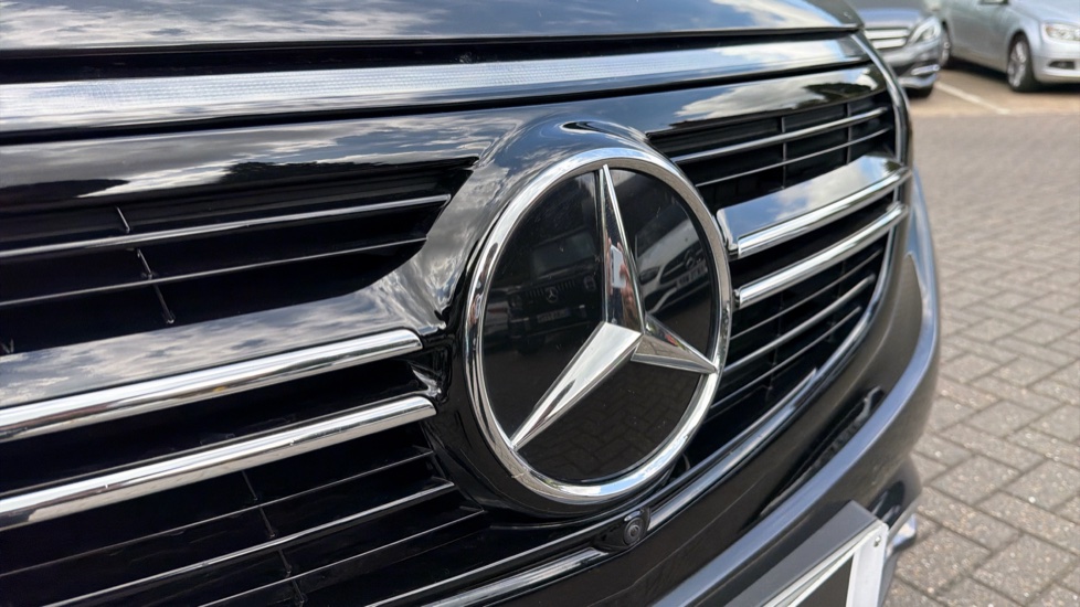 Mercedes-Benz EQC 400 300kW AMG Line Premium Plus 80kWh 5dr Auto Electric Estate - Image 24