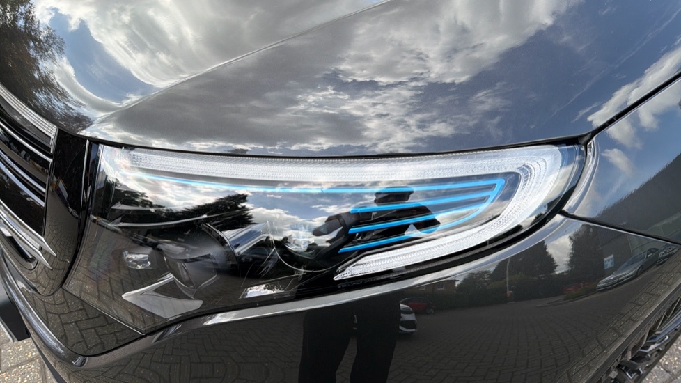 Mercedes-Benz EQC 400 300kW AMG Line Premium Plus 80kWh 5dr Auto Electric Estate - Image 25