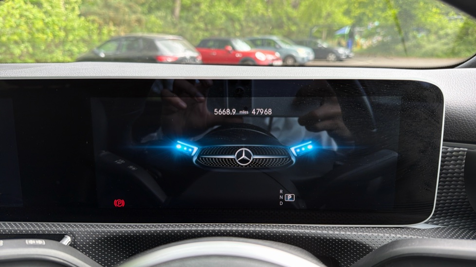 Mercedes-Benz A-Class A180d Sport Premium Plus 5dr Auto Diesel Hatchback - Image 18