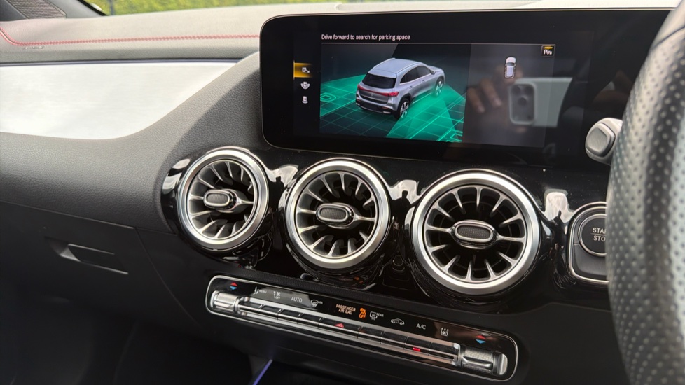 Mercedes-Benz Eqa 300 4Matic 168kW AMG Line 66.5kWh 5dr Auto Electric Hatchback - Image 19