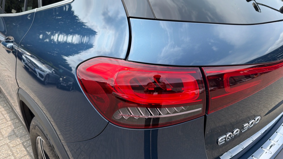 Mercedes-Benz Eqa 300 4Matic 168kW AMG Line 66.5kWh 5dr Auto Electric Hatchback - Image 34