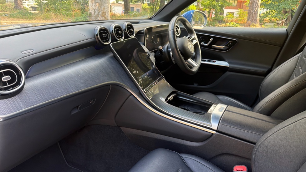 Mercedes-Benz GLC Coupe GLC 220d 4Matic AMG Line Prem Plus 5dr 9G-Tronic Diesel Estate - Image 9