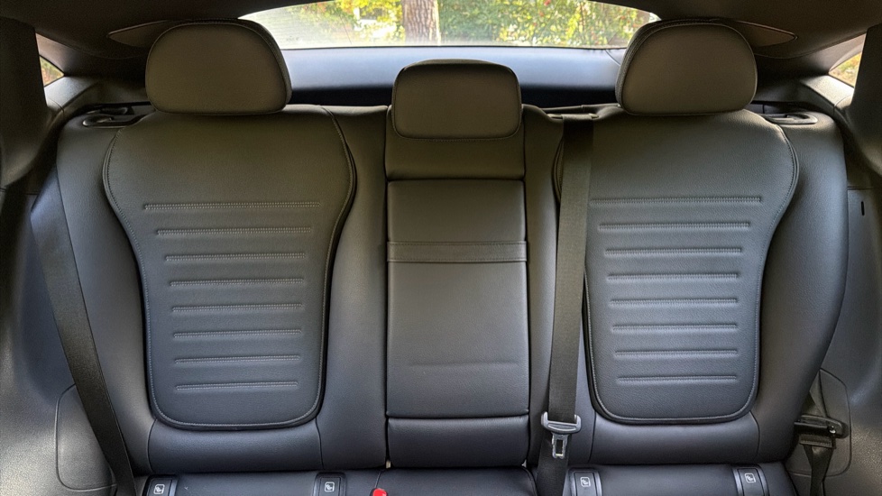Mercedes-Benz GLC Coupe GLC 220d 4Matic AMG Line Prem Plus 5dr 9G-Tronic Diesel Estate - Image 15