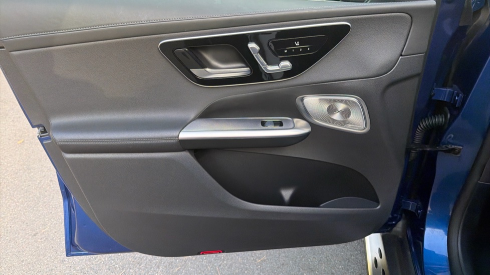 Mercedes-Benz GLC Coupe GLC 220d 4Matic AMG Line Prem Plus 5dr 9G-Tronic Diesel Estate - Image 29
