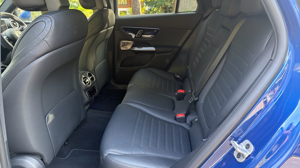 Mercedes-Benz GLC Coupe GLC 220d 4Matic AMG Line Prem Plus 5dr 9G-Tronic Diesel Estate - Image 31