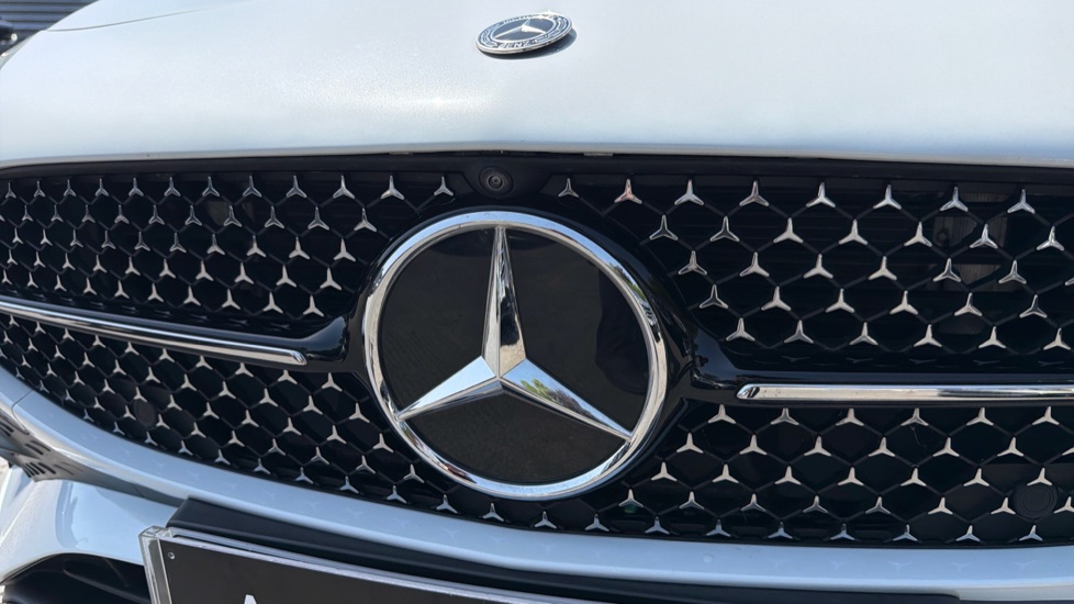 Mercedes-Benz CLA 180 AMG Line Premium Plus 4dr Tip Auto Petrol Saloon - Image 43